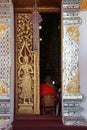 Vue de face, vu de dos (Wat Phra That Haripunchai - Lamphun - ThaÃÂ¯lande)